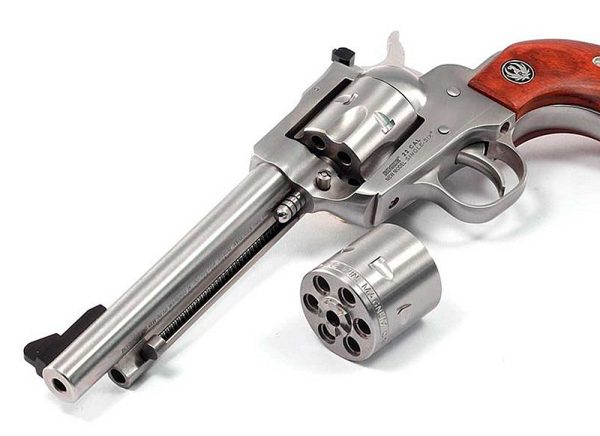 Revolver Ruger Single-Six Convertible Cal .22 LR/22 Magnum - Imagem 5